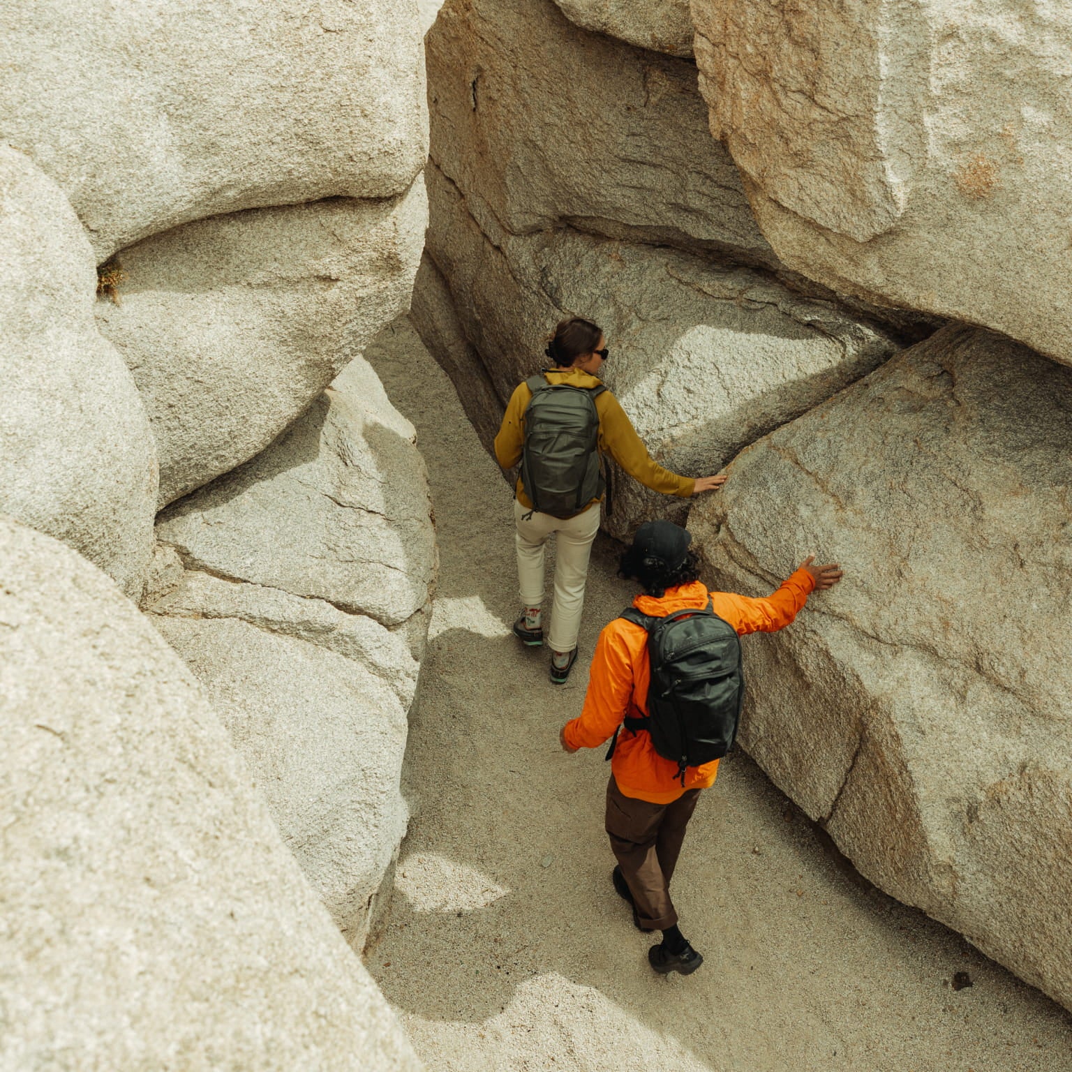 MOUNTAIN Panel Loader 22L - Image 17